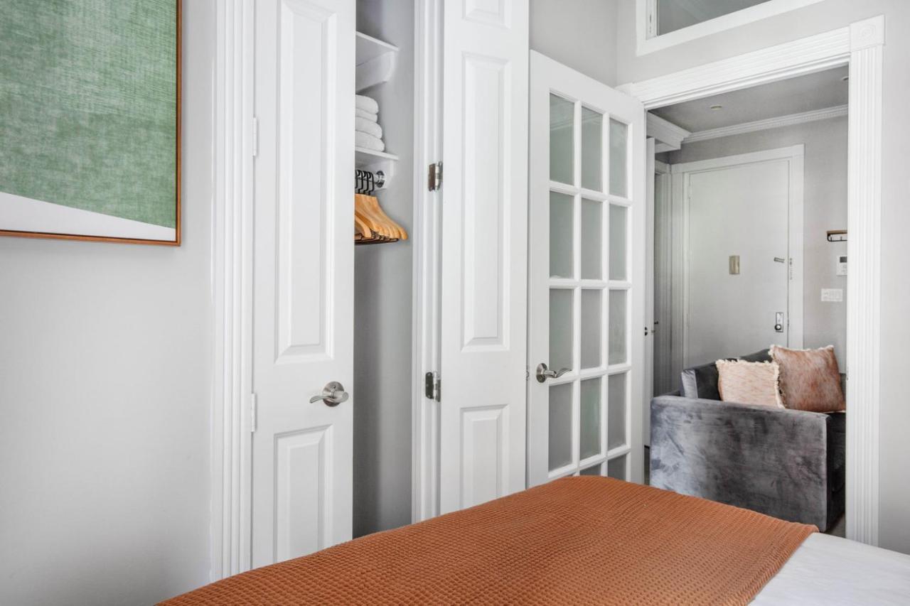 East Village 2br W Balcony Wd Nr Subway Nyc-1191 Apartment