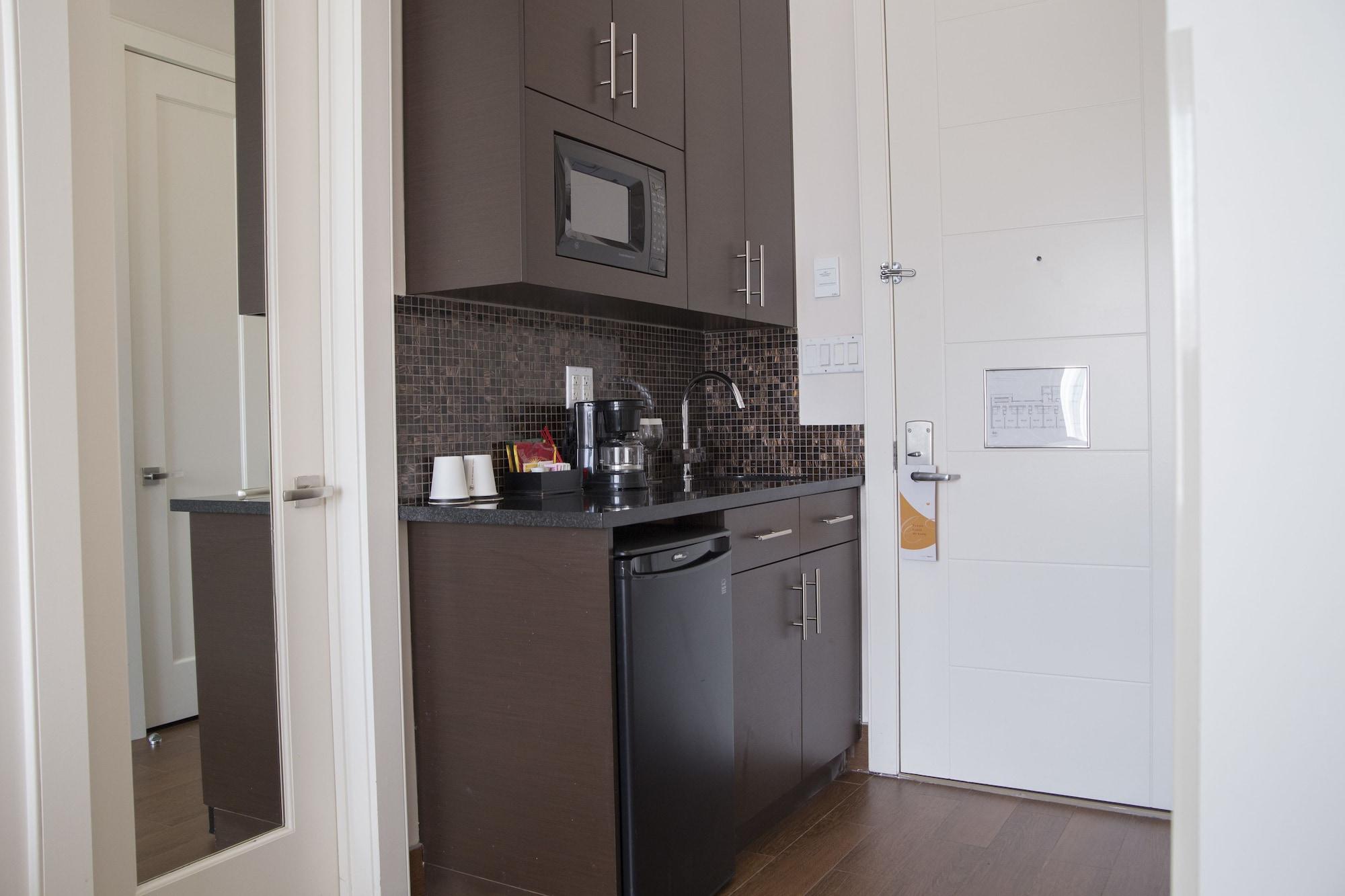 Hotel Aura Hotel Brooklyn