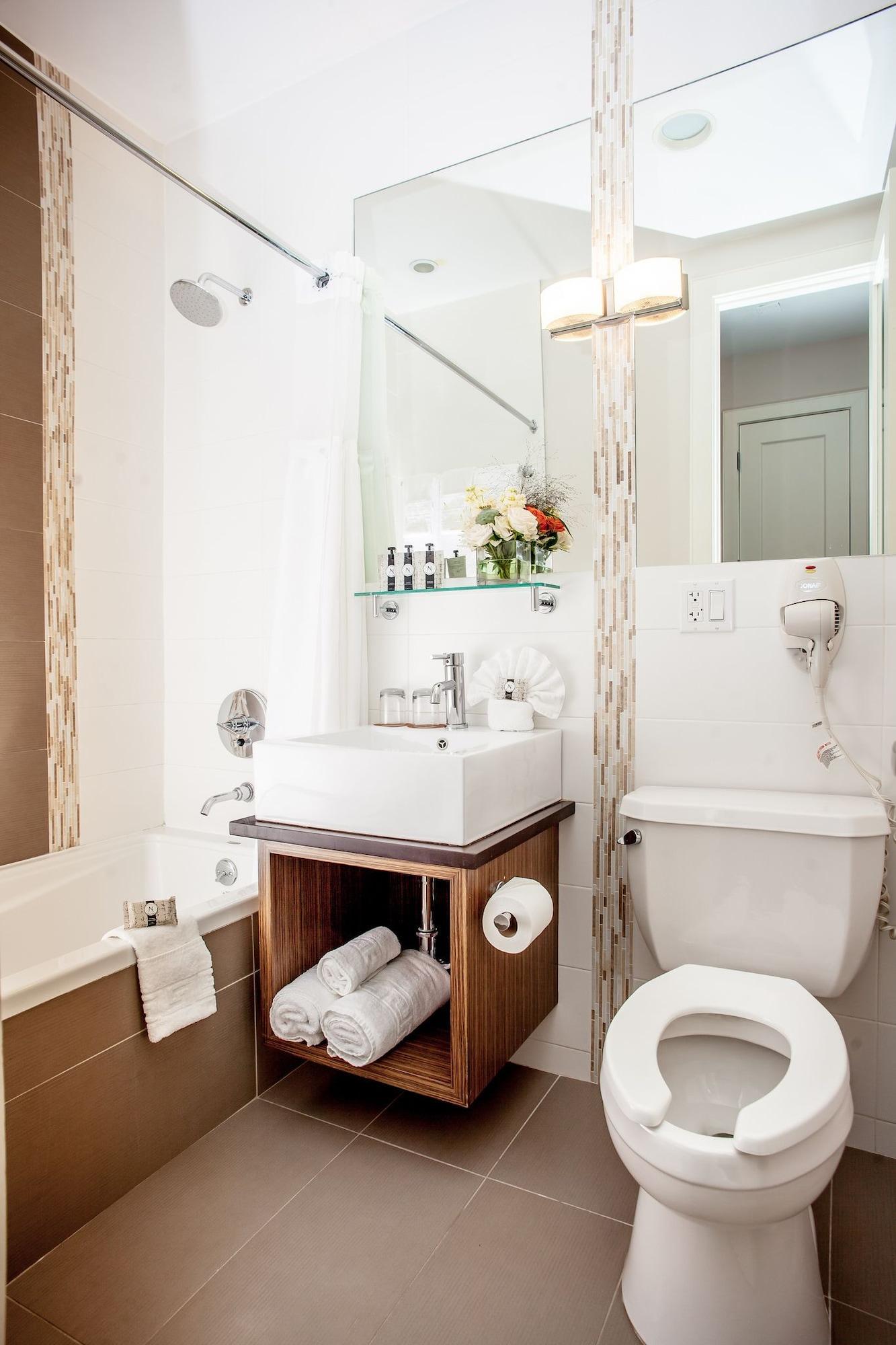 Aura Hotel Brooklyn New York