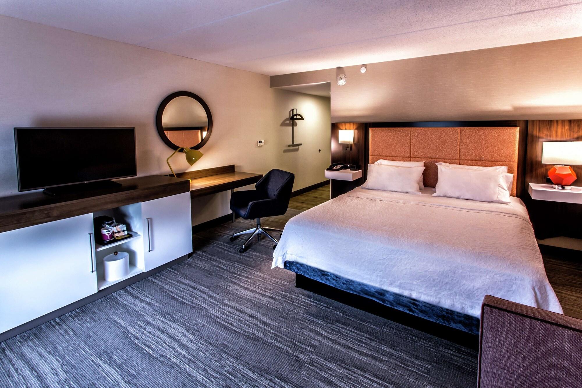 Hampton & Staten Island Hotel