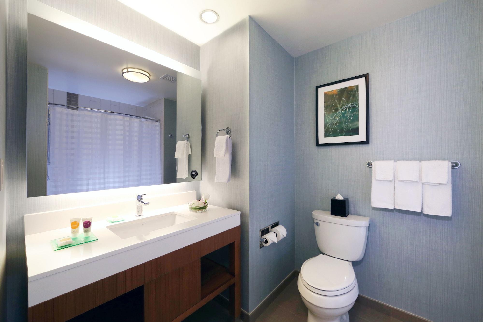 Hyatt Place Flushing/lga Airport Hotel 3*