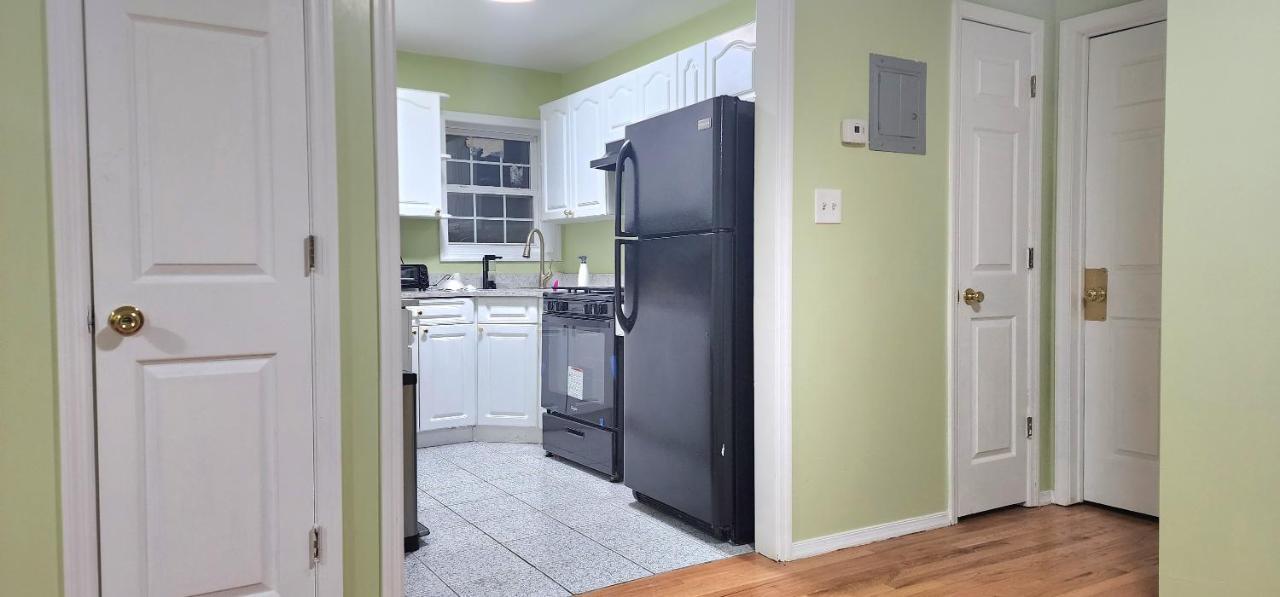 Modern 2br Jamaica Queens Nyc Apartment