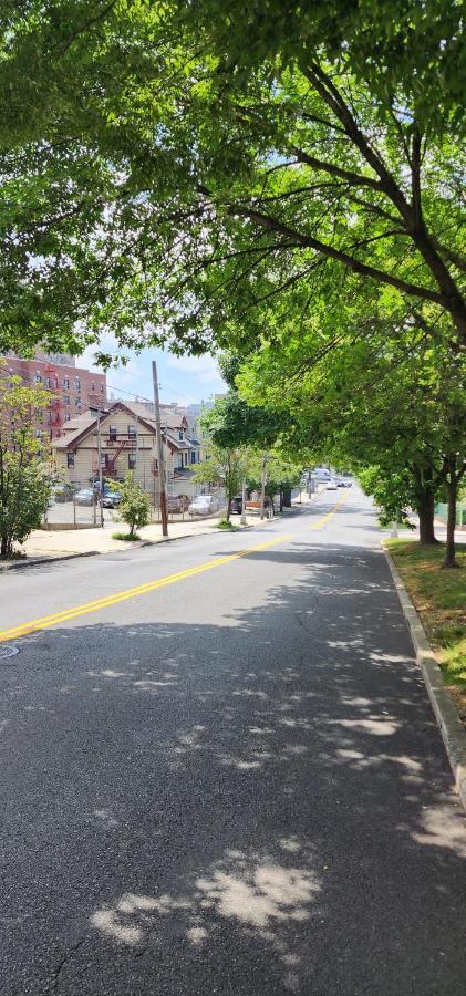Modern 2br Jamaica Queens Nyc Apartment *