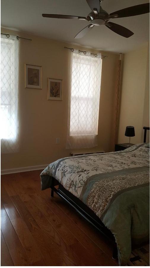 Apartment 2 Spacious Oasis To Choose From 20 Min From Manhattan In A Quiet Neighborhood *