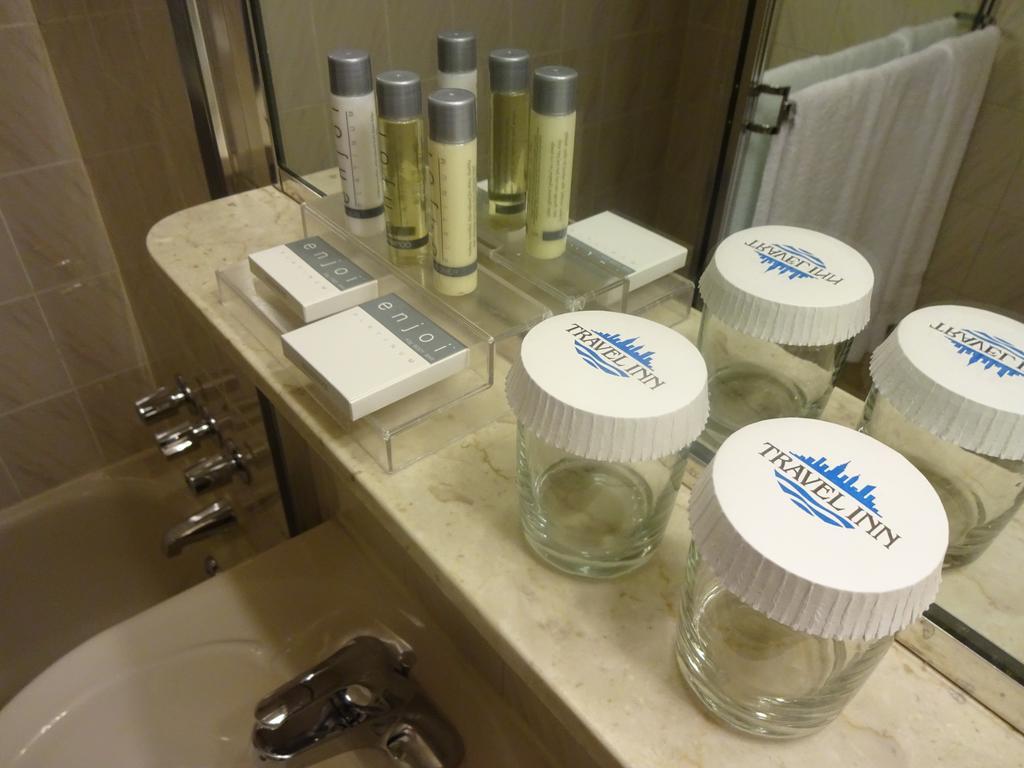 Travel - Midtown Manhattan Hotel