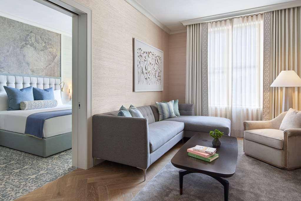 The Street Hotel *