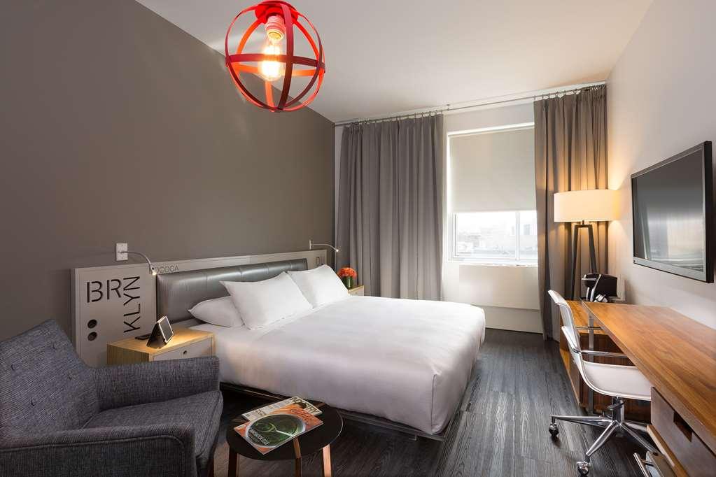 Nu Hotel *