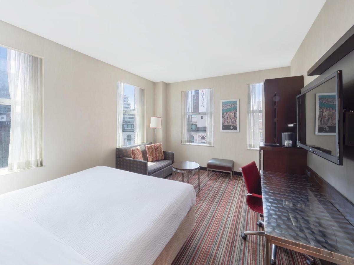 Courtyard By Marriott Manhattan/herald Square New York