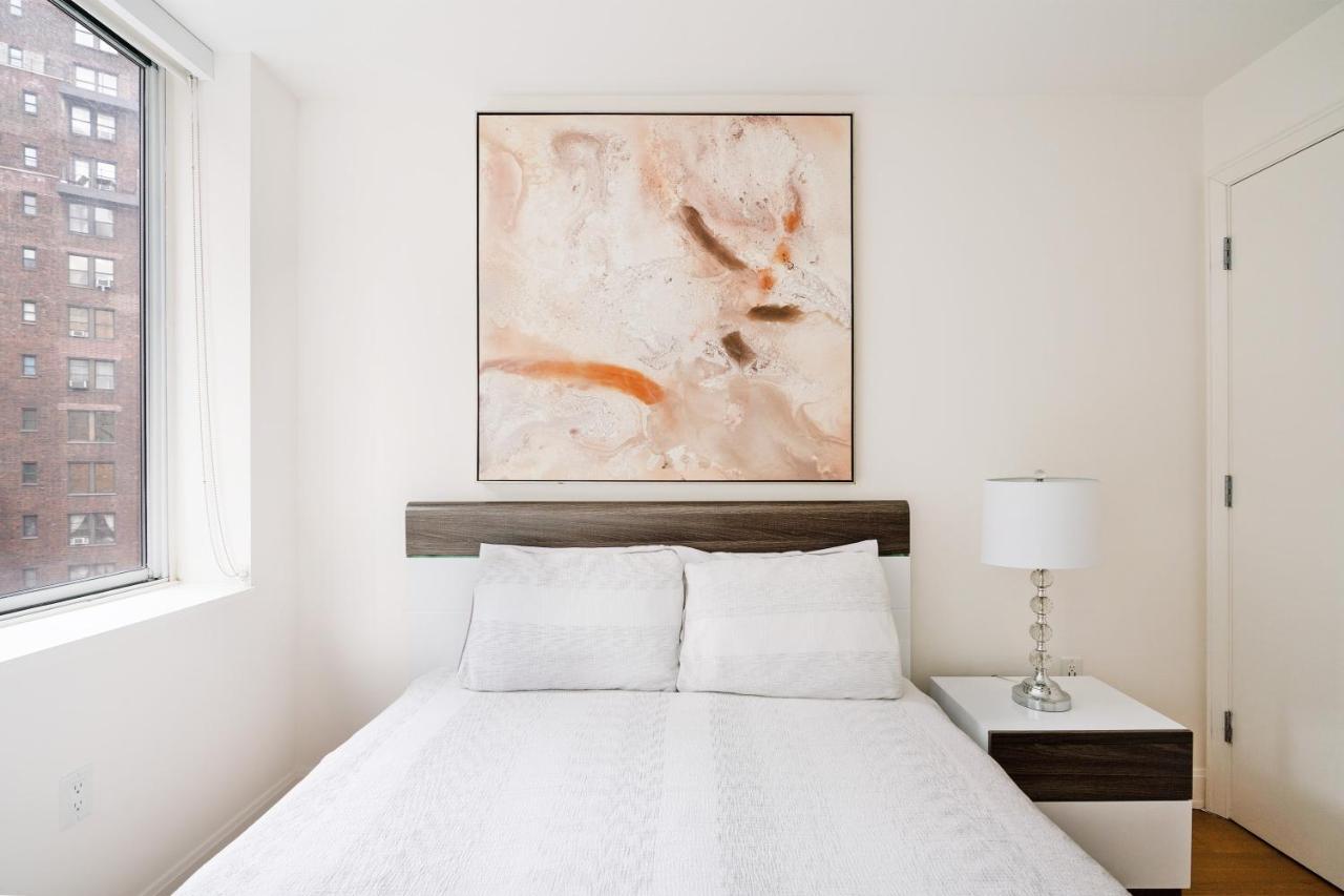Midtown East 2 Bedroom *