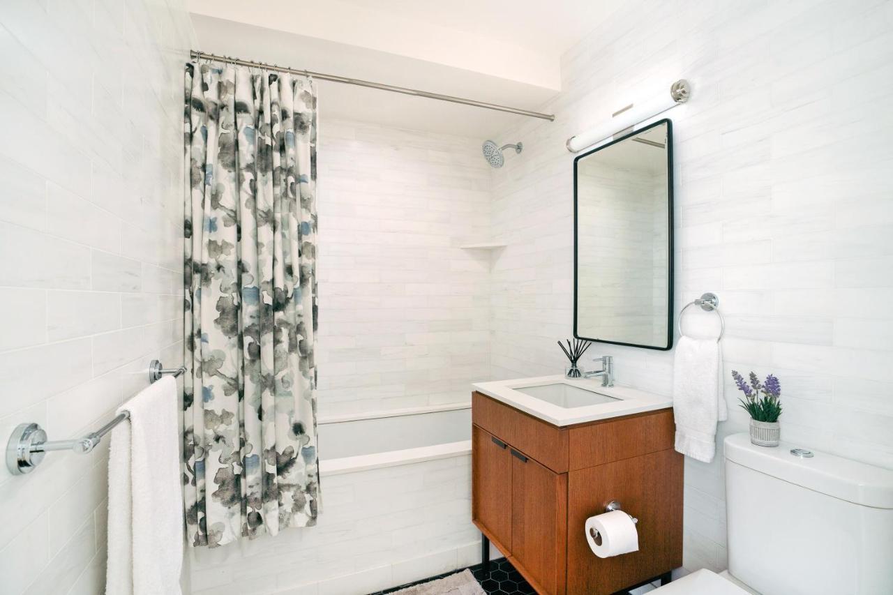 Apartment Midtown East 2 Bedroom