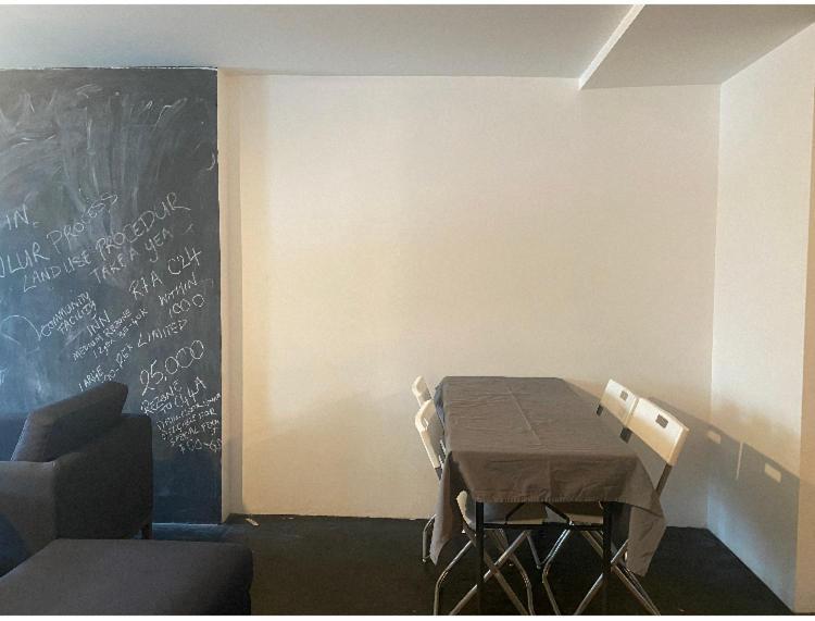 Locals Greene Apartment
