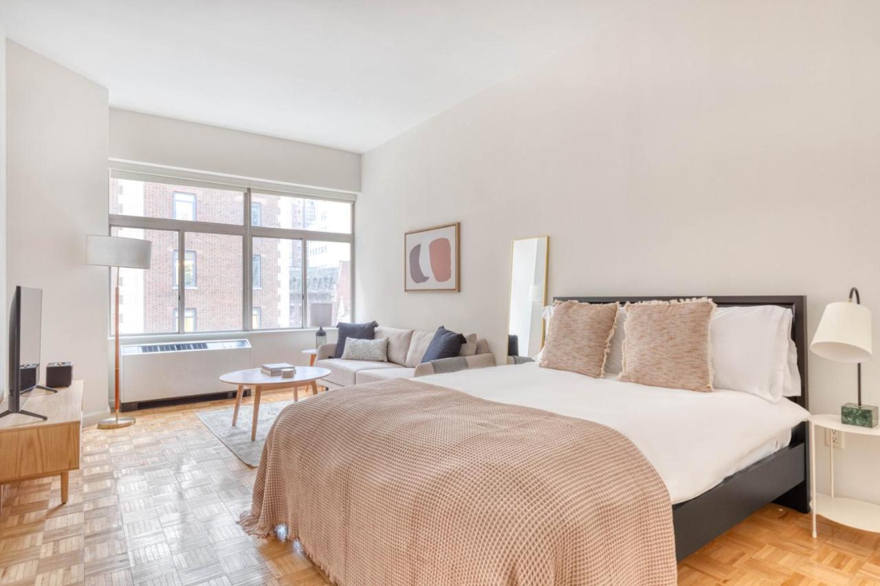Apartment Fidi W Gym Doorman Nr Freedom Tower Nyc-1093