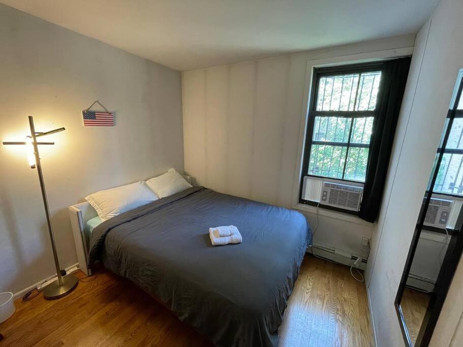 Comfy At Great Townhouse In Williamsburg