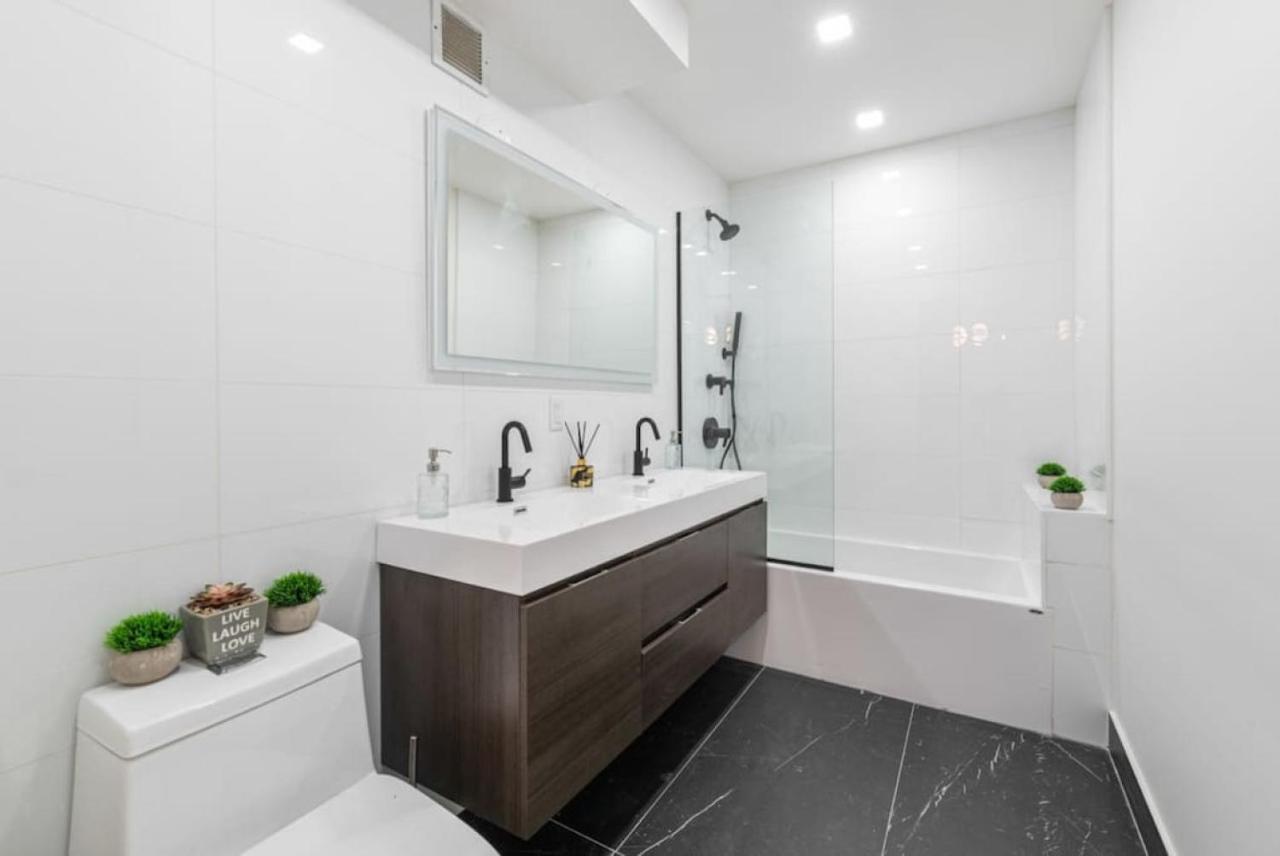 3br Penthouse With Massive Private Rooftop New York