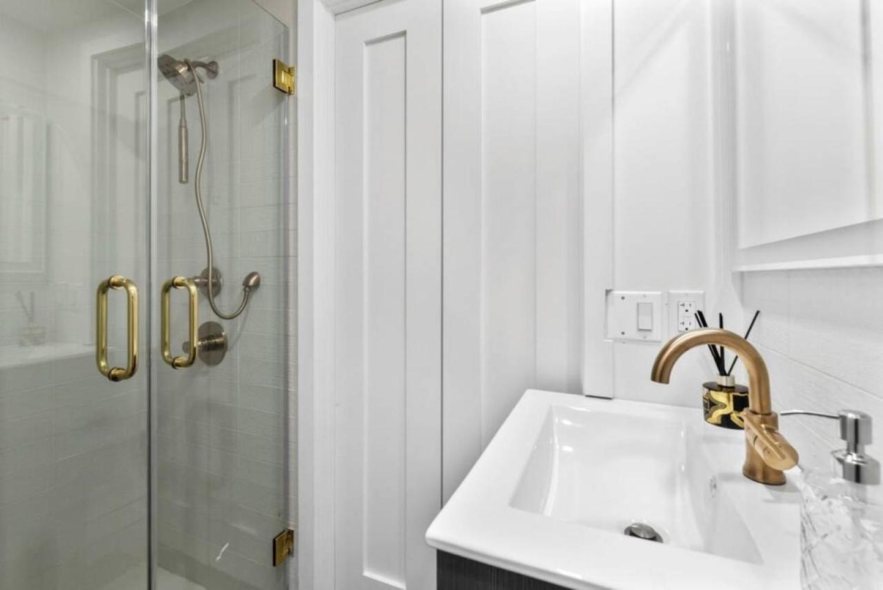 3br Penthouse With Massive Private Rooftop Apartment