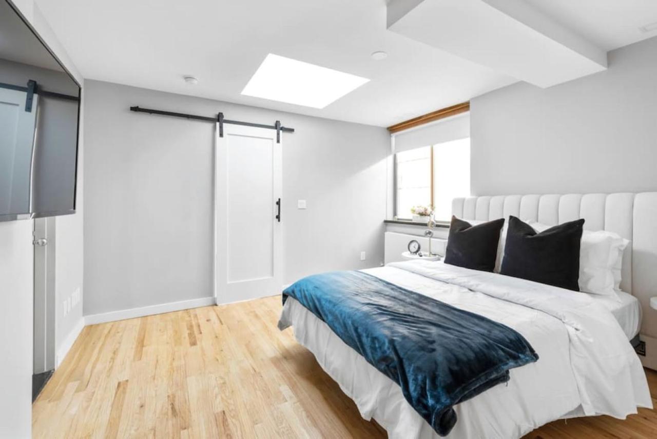 3br Penthouse With Massive Private Rooftop Apartment