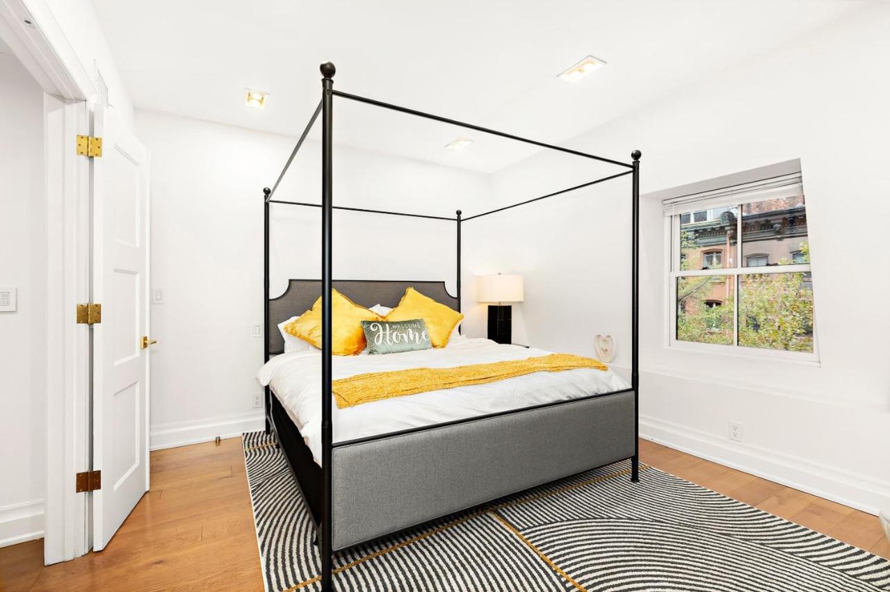 Luxurious 5 Bedroom Townhouse * New York