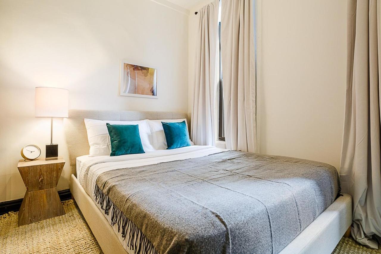 Apartment 189: Upper East Side *