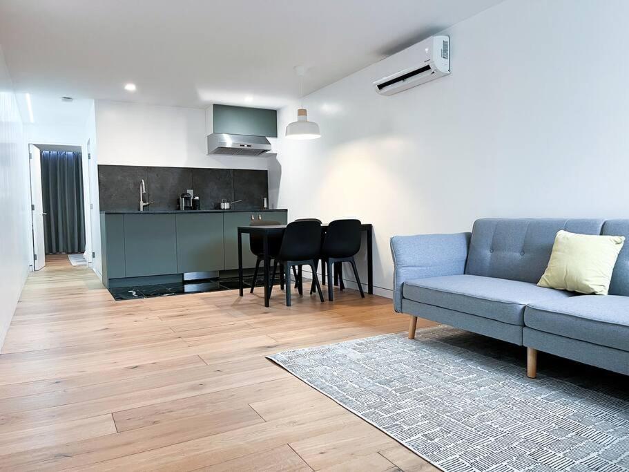 New Cozy Modern Minimalist In Brooklyn At Rem-casa New York