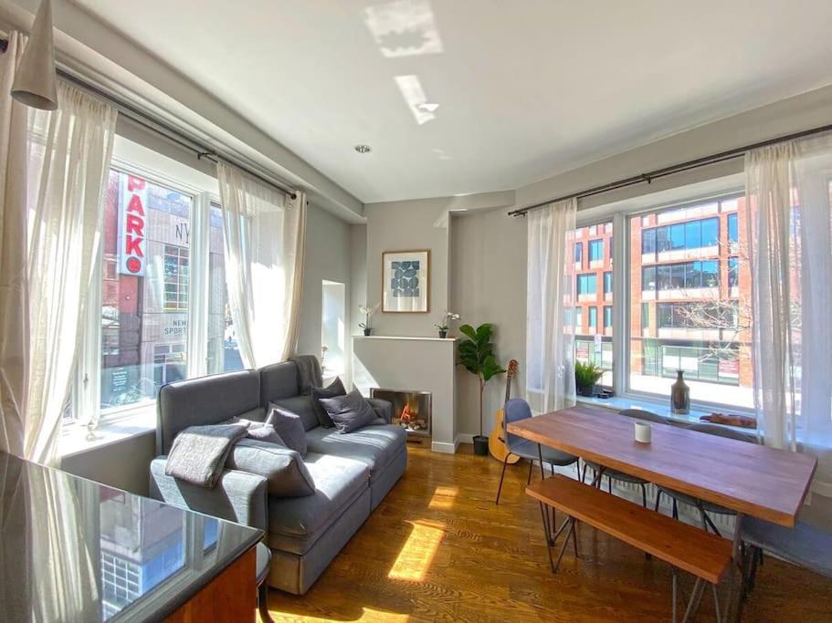 Apartment Gorgeous Three Bedroom West Village Townhouse *