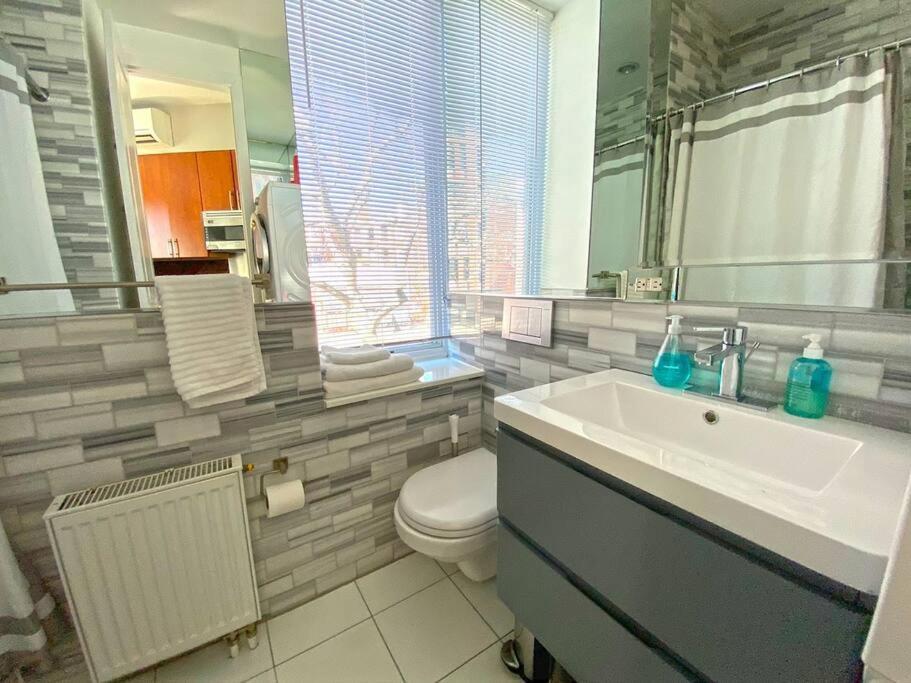Gorgeous Three Bedroom West Village Townhouse Apartment New York