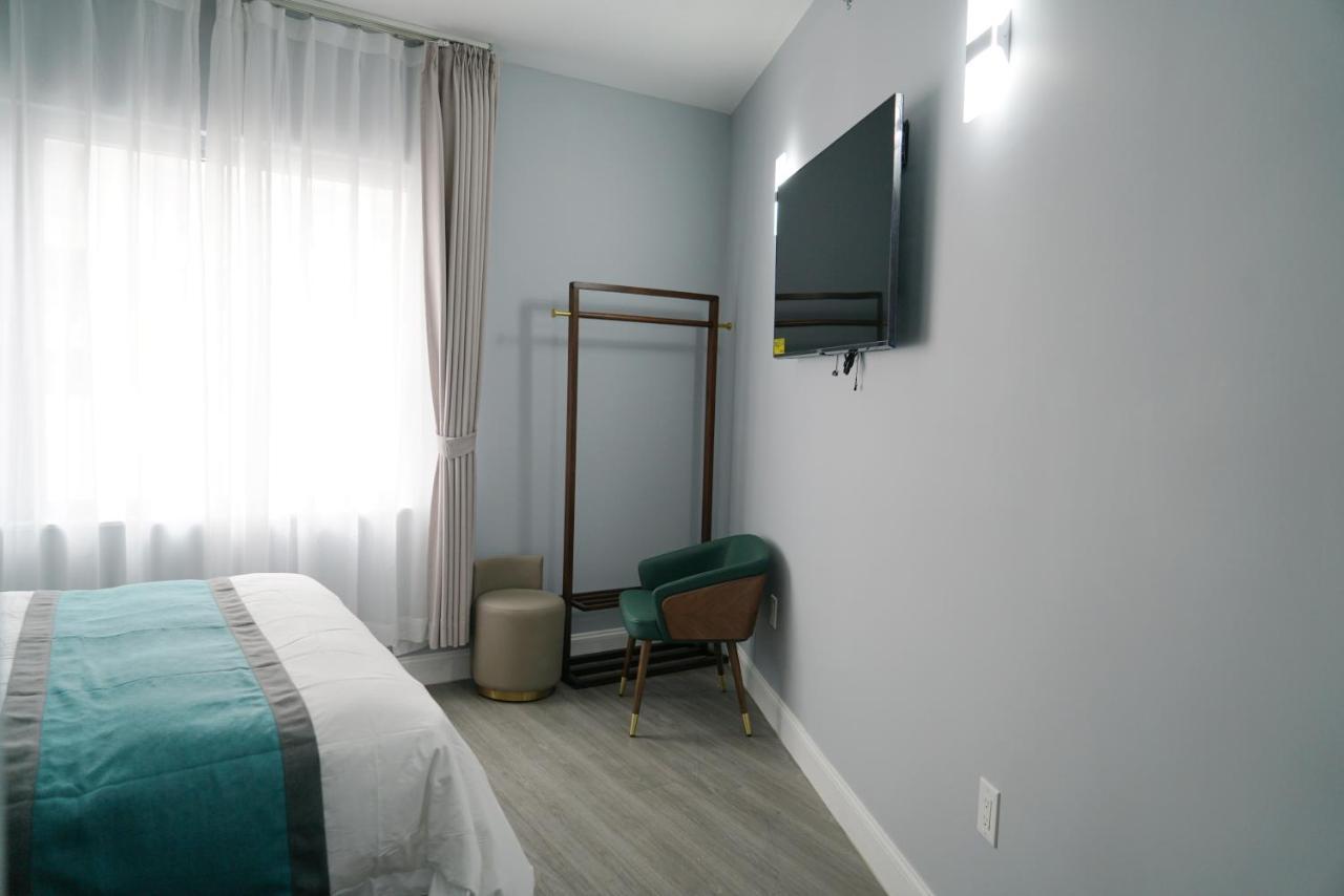 Starlight Hotel 3*