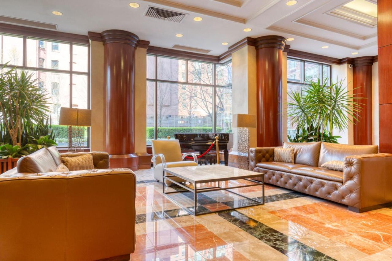 Ues 2br W Elevator Doorman Nr Transportation Nyc-1297 Apartment New York