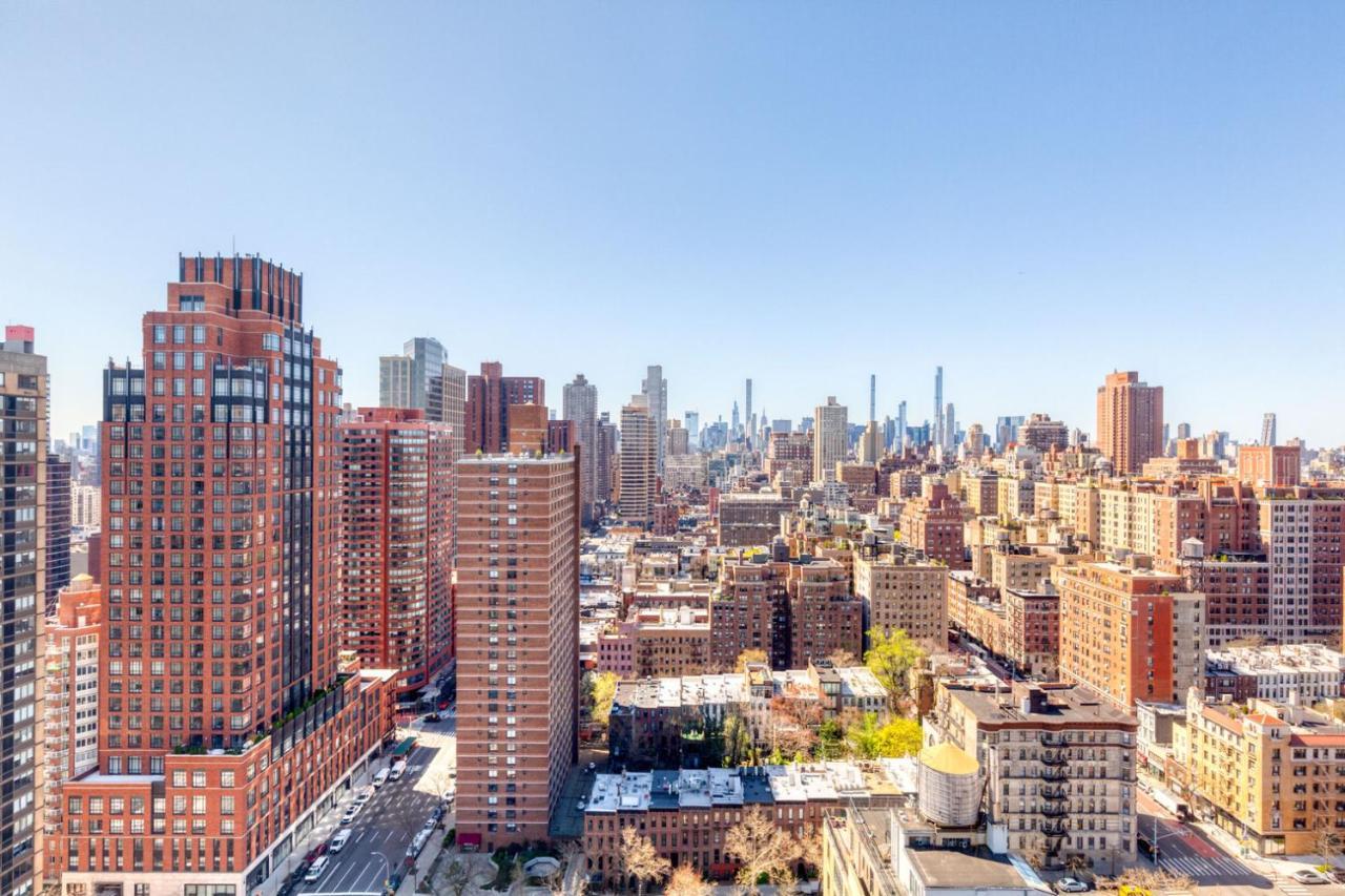 Ues 2br W Elevator Doorman Nr Transportation Nyc-1297