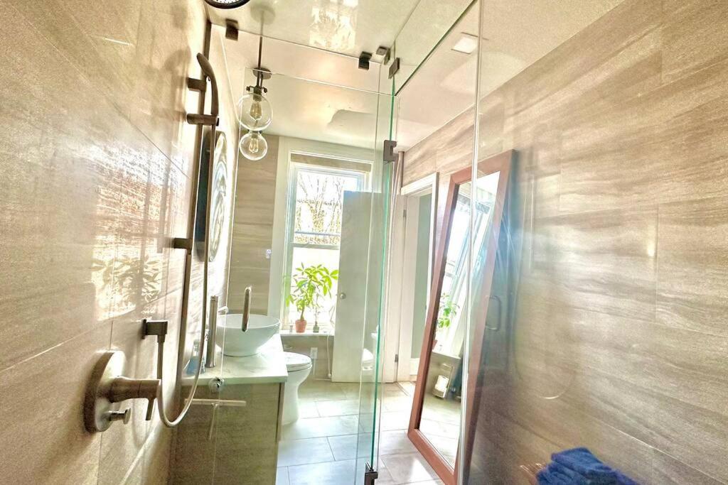 Relaxing & Cozy Spa. In Brooklyn Mins To Mhtn * New York