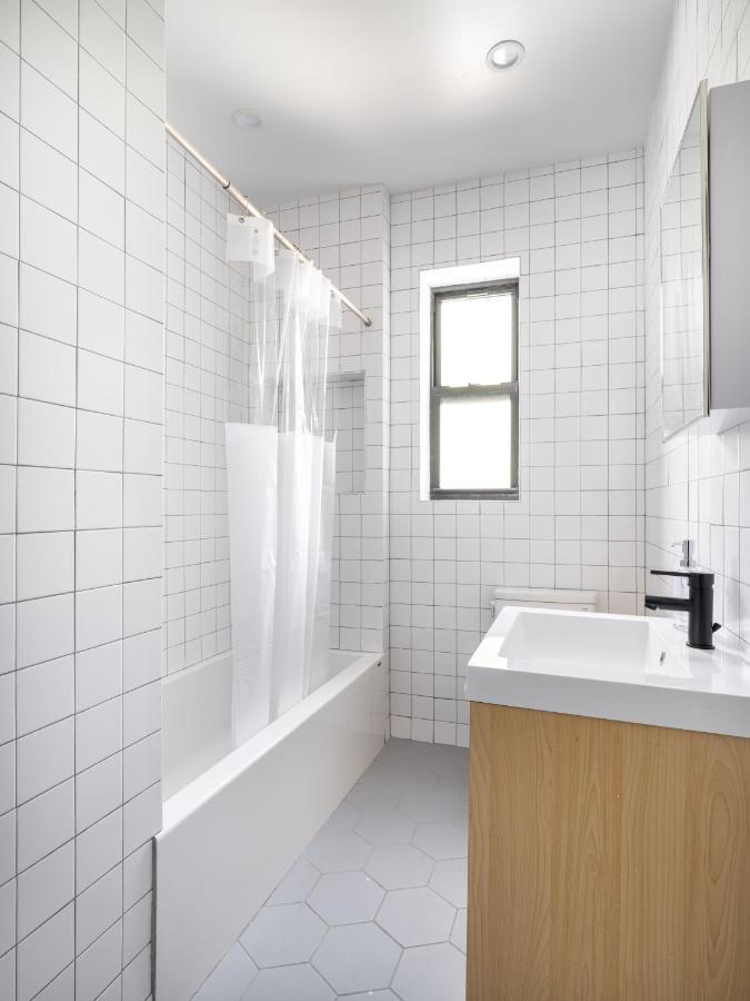 Modern Three Bedroom Brooklyn Condo-hotel