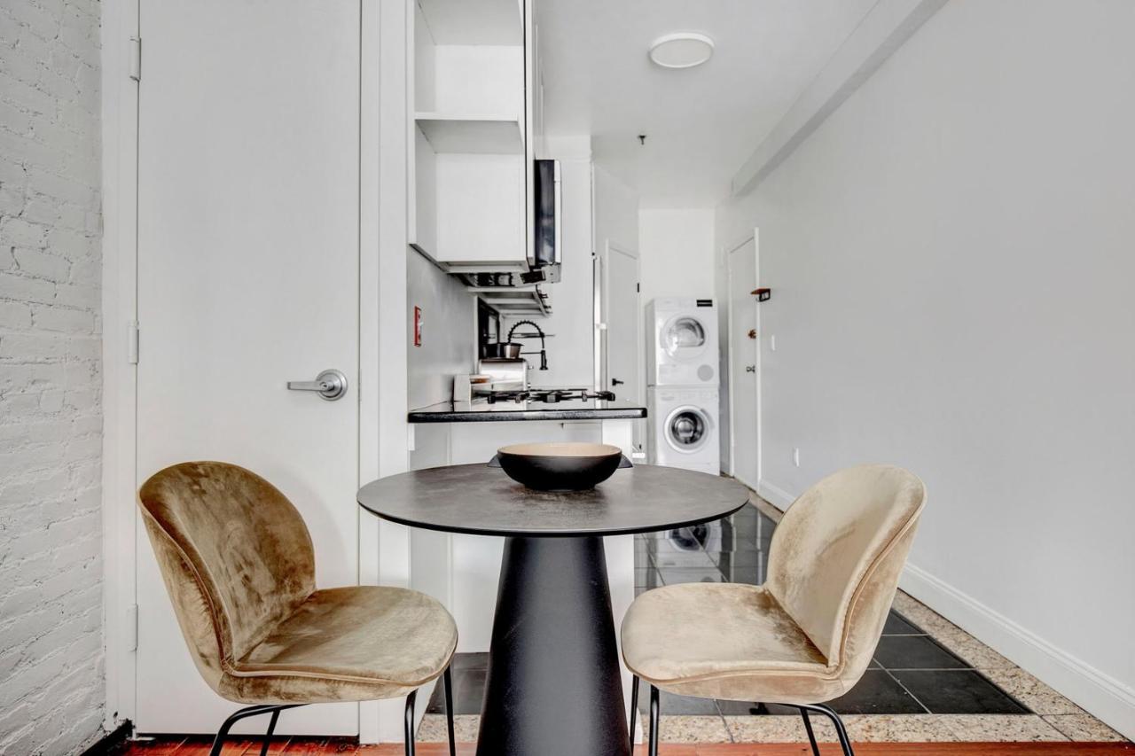 Gorgeous W Village 1br W Wd Nr 1 Path Nyc-740 New York