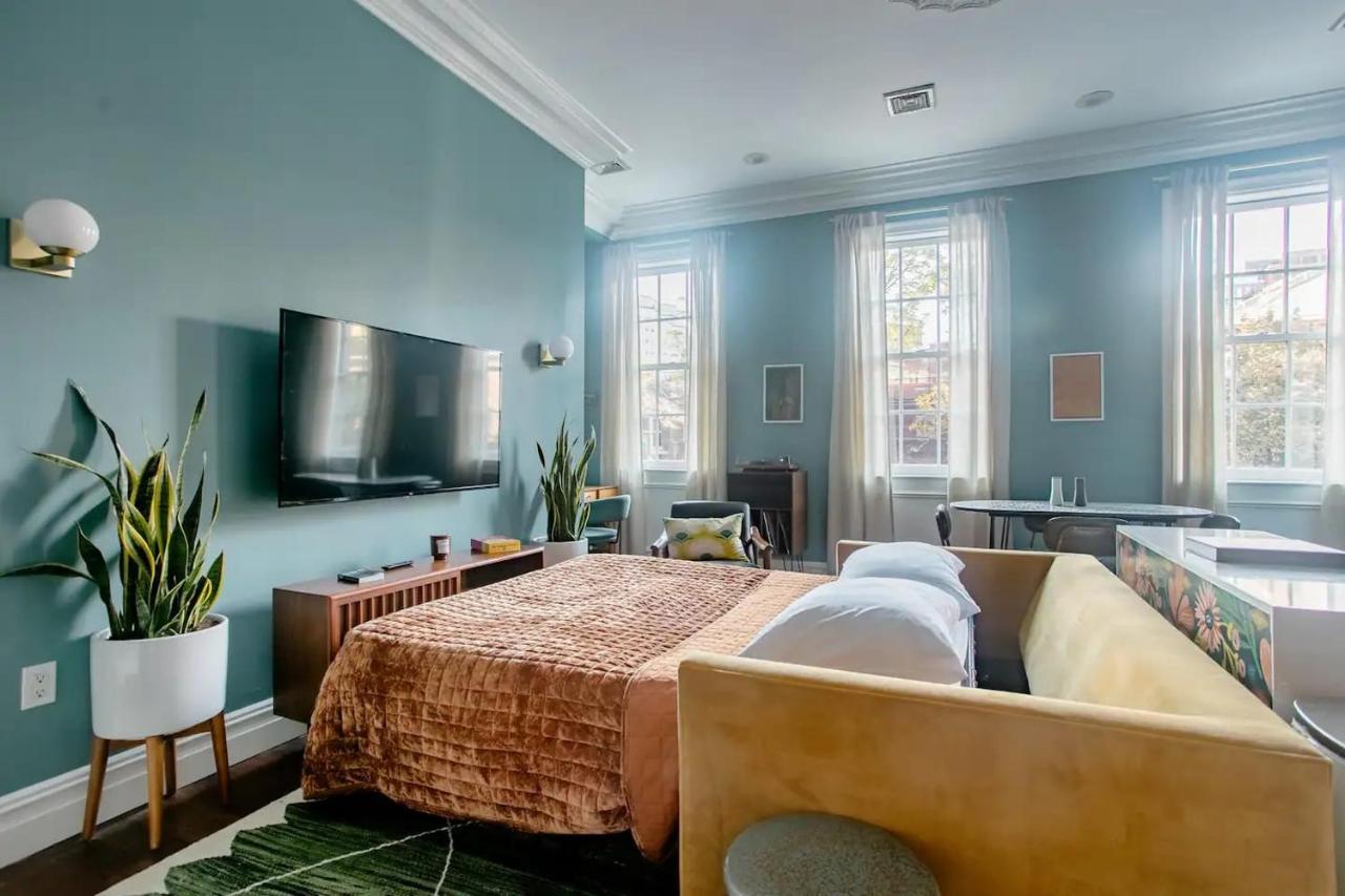 Apartment Airy Greenwich Retreat With Private Deck New York