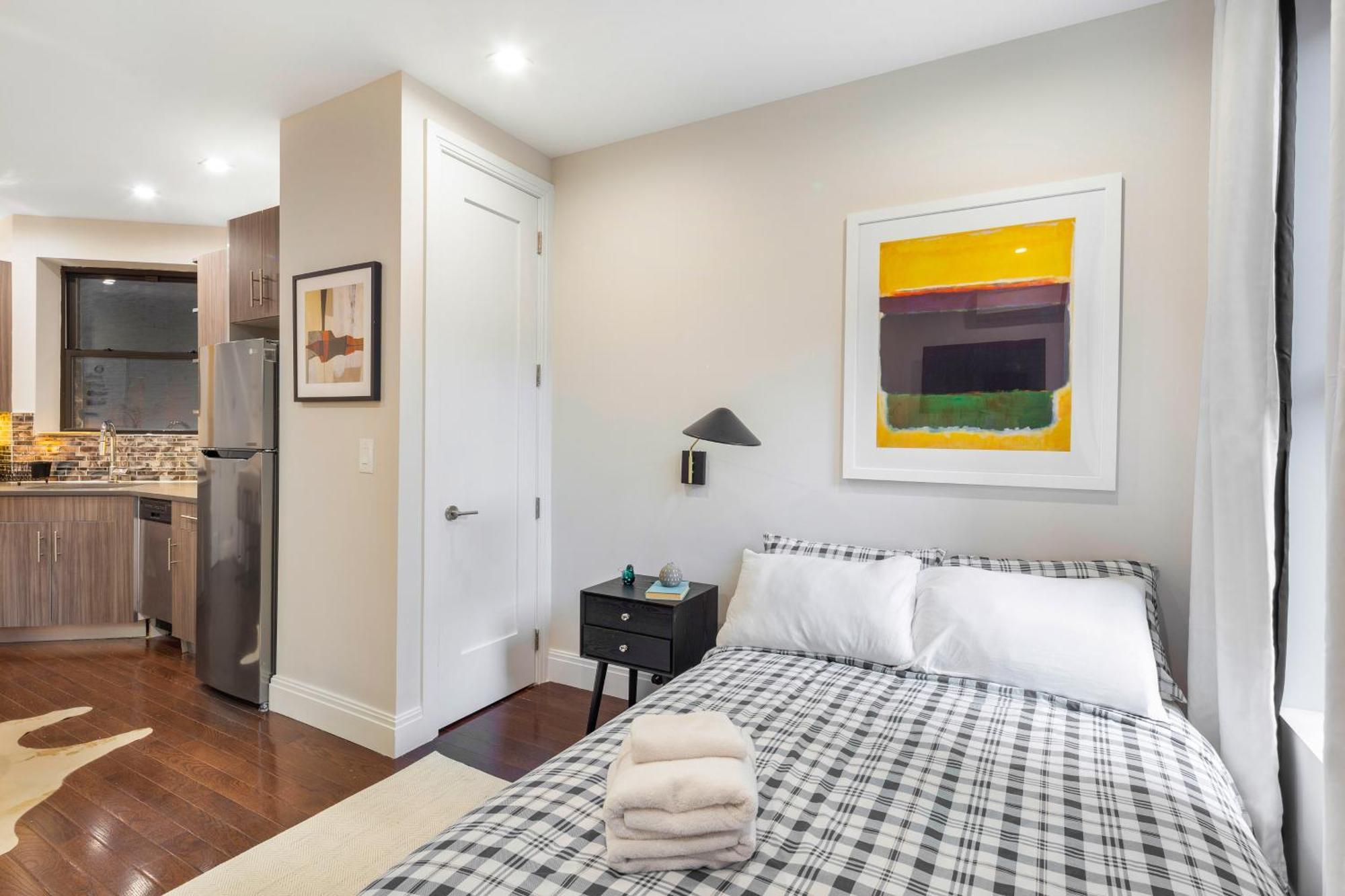 Paradise Suites Apartment *
