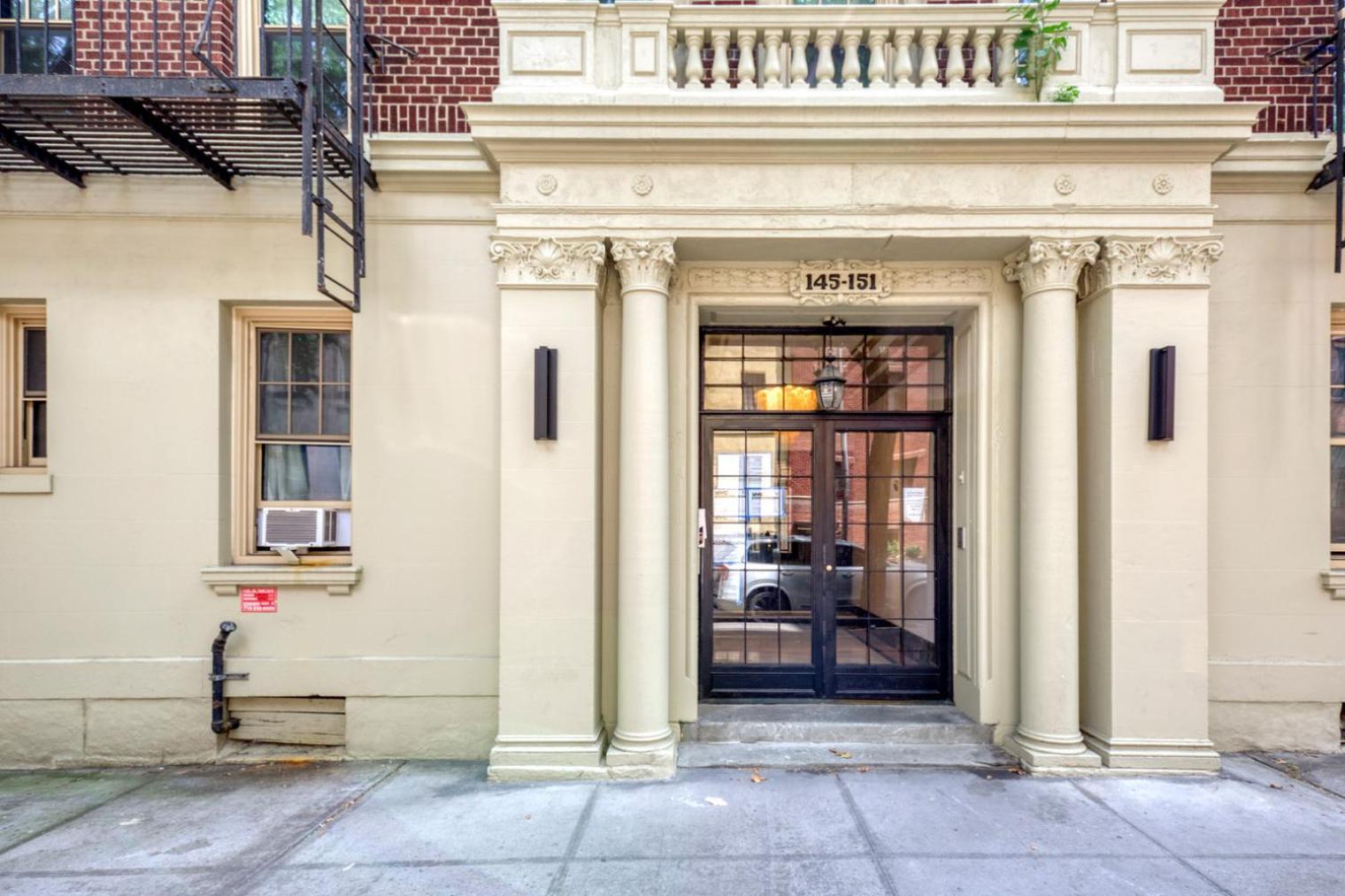 Apartment Brooklyn Heights 2br W Elevator Wd Nyc-1066 New York