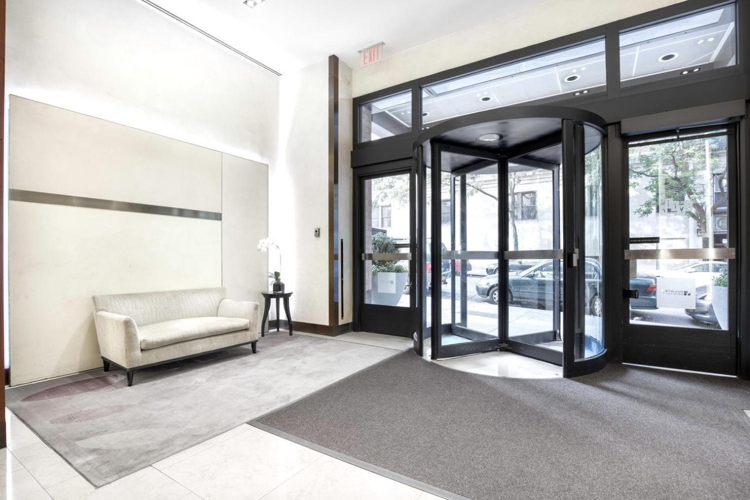 Apartment Upper West Side 1br W Doorman Nr Park Nyc-1219