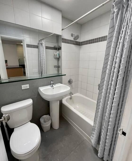 Holiday home Private Townhome Near Un *