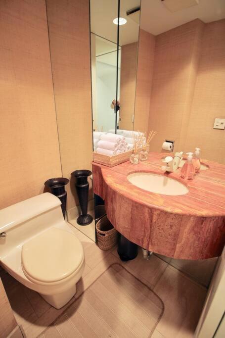 Private Townhome Near Un New York