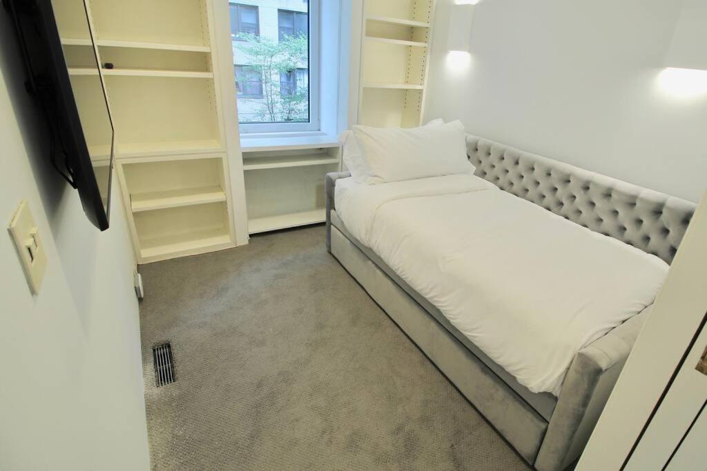 Private Townhome Near Un New York