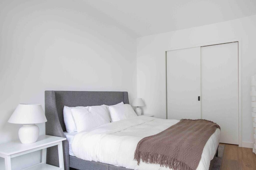 Central New York Residence Apartment *