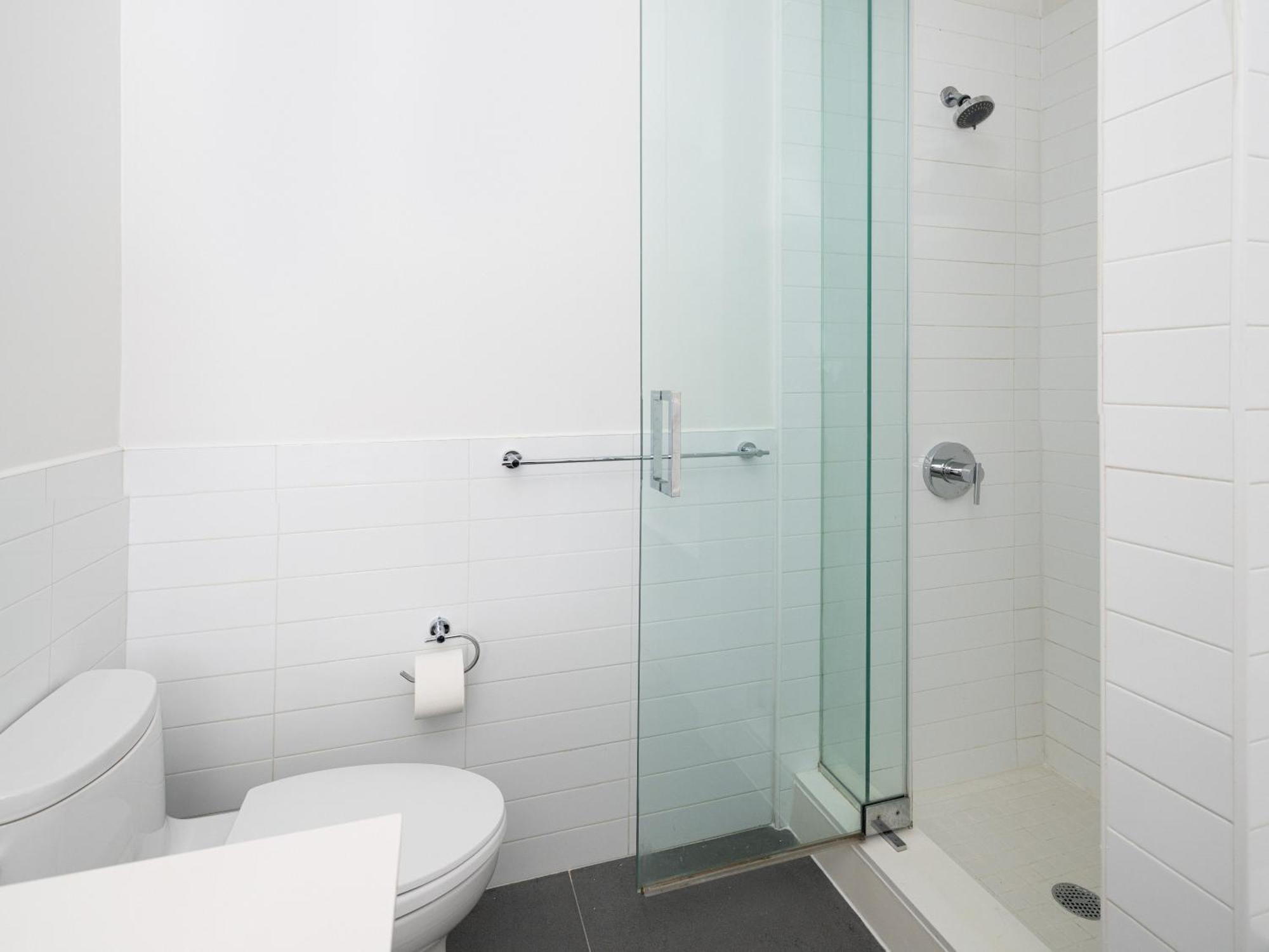 Chic 1bd With Rooftop W/d In Unit Downtown New York