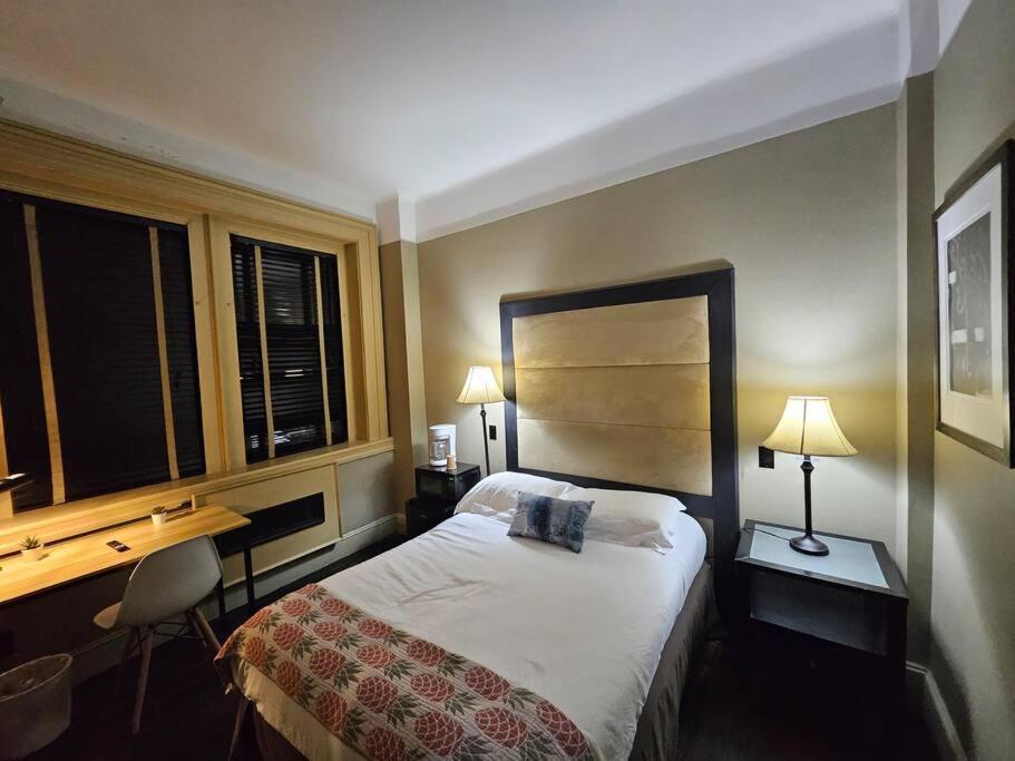 Hotel-studio @ The Mansfield Midtown New York