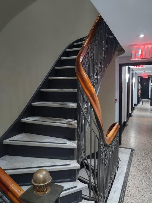 Hotel-studio @ The Mansfield Midtown Apartment New York