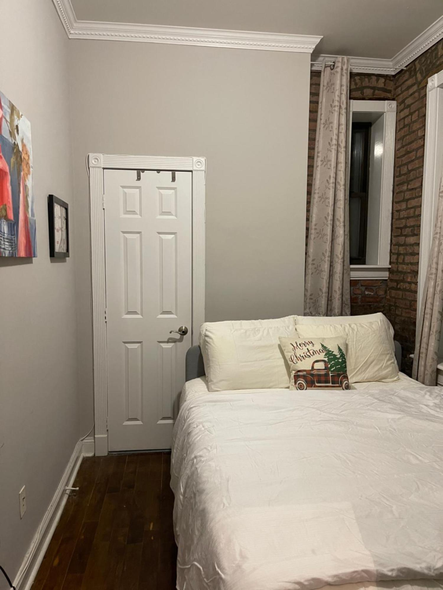 Private One Bedroom One Bathroom *