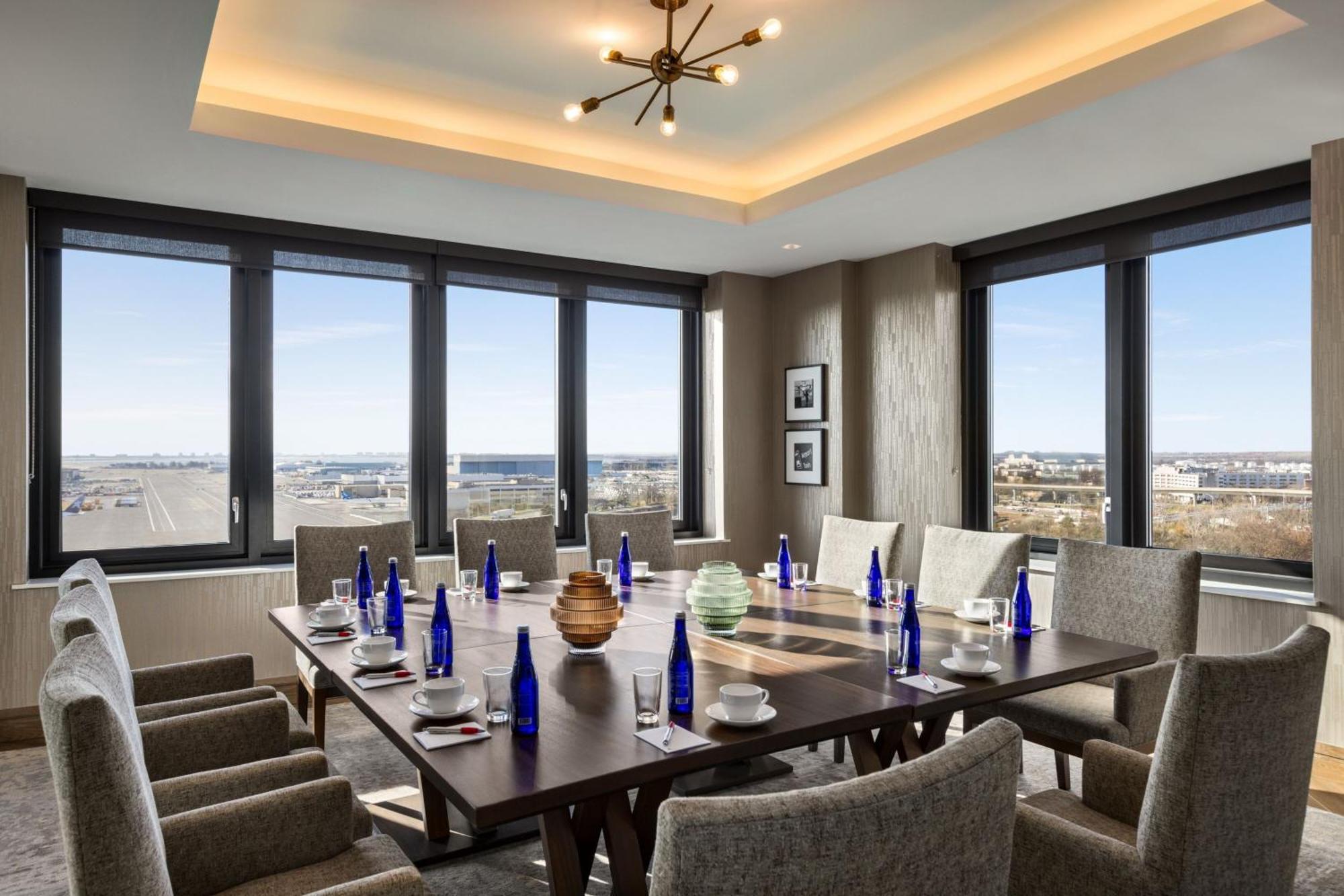 Marriott Jfk Airport 3*