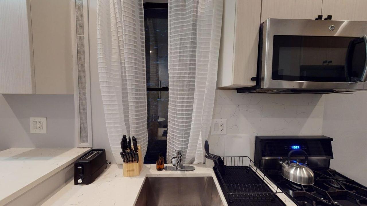 Apartment 497: Columbus Circle *