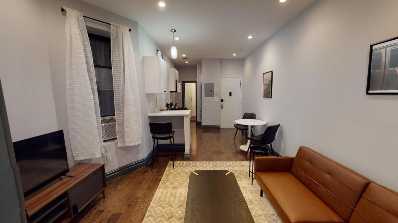 497: Columbus Circle Apartment New York