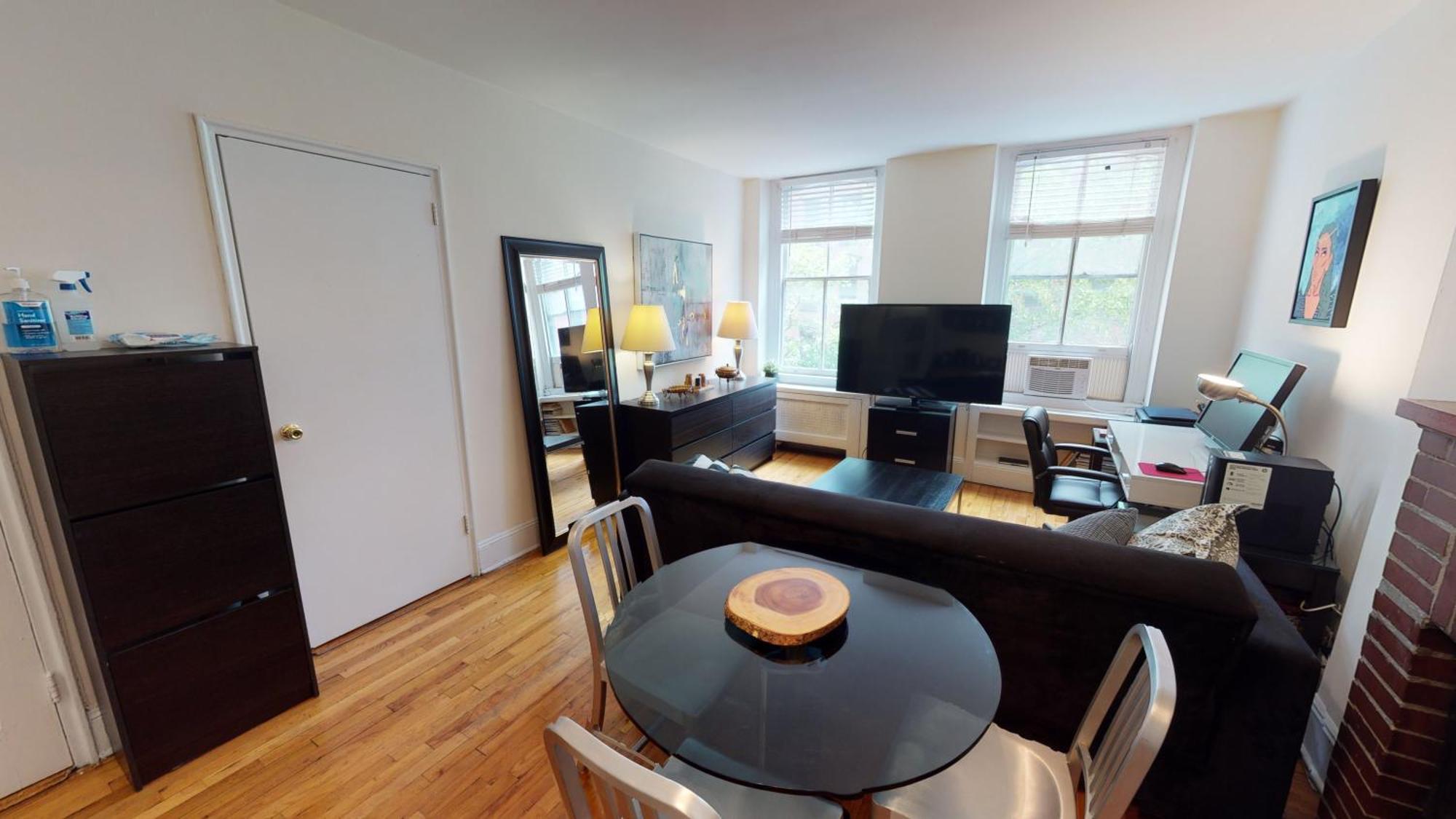 Cozy Place In Midtown Nyc