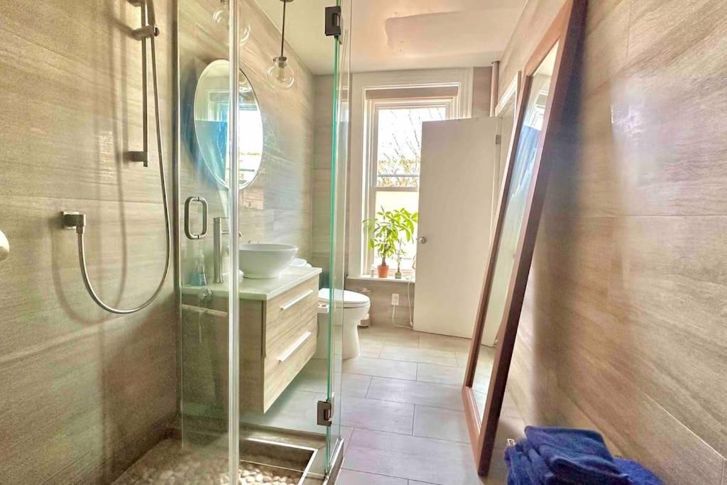 Apartment Relaxing & Cozy Spa. In Brooklyn Mins To Mhtn New York