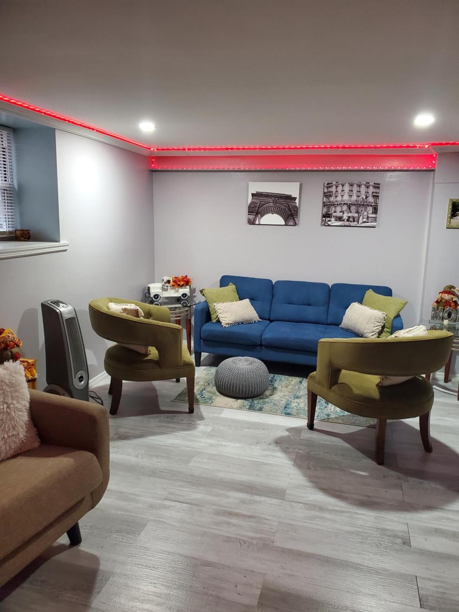 Apartment Lovely 2 Bedroom With 2 Entrance And Parking