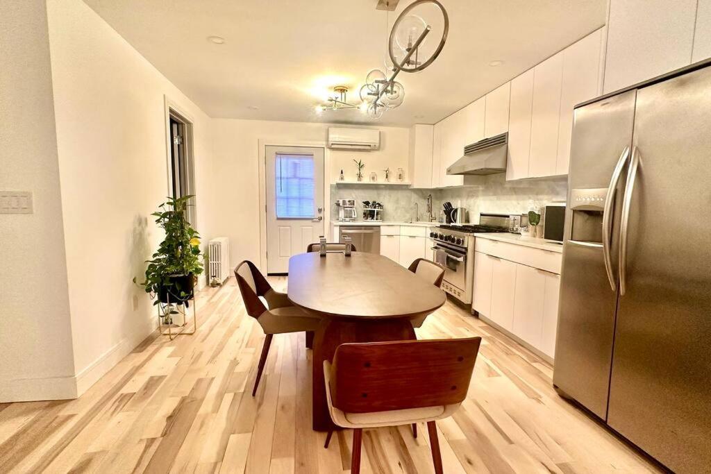 Bright, Airy, Luxe Hideaway”w” Private Backyard Apartment New York